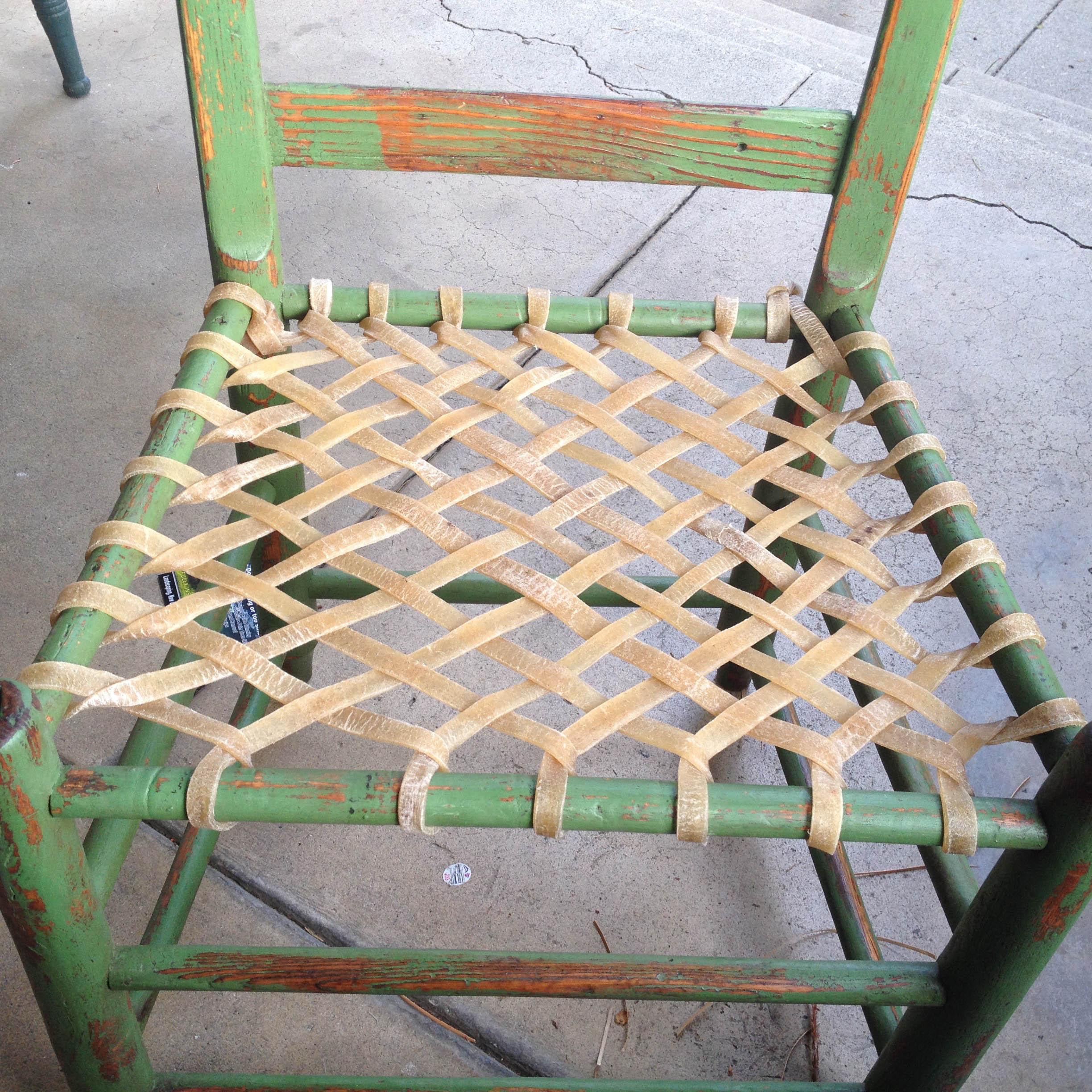 реставрация кресла из лозы